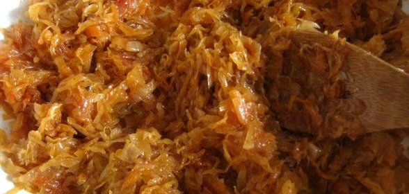 Квашеная капуста тушеная