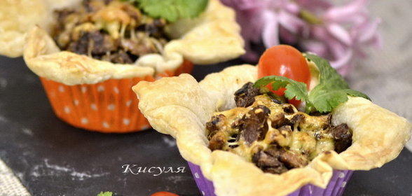 Тарталетки с лисичками и беконом