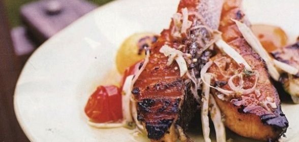 Лосось, жаренный на гриле