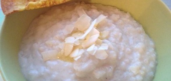 Рисовая каша с кокосом