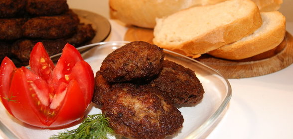 Яухемаксапуллат (печеночно-мясные котлетки)