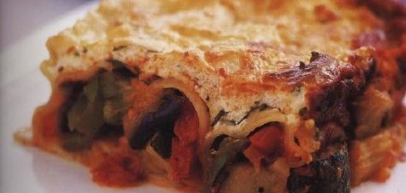 Клецки в овощном отваре со специями