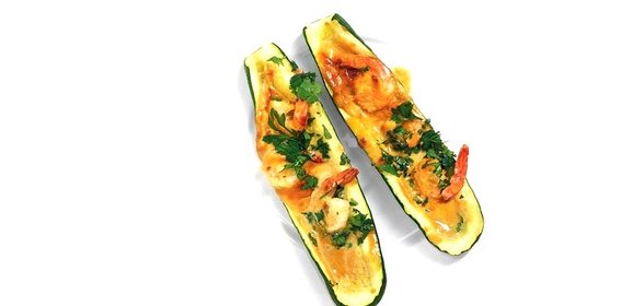 Цукини с пастой мисо и креветками