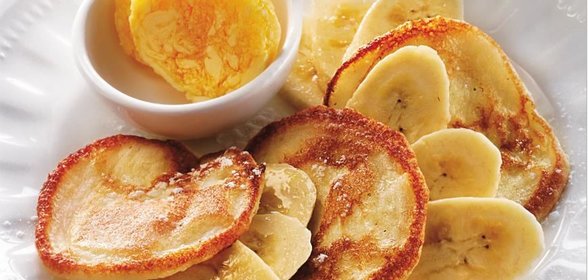 Оладьи с бананами и медовым маслом