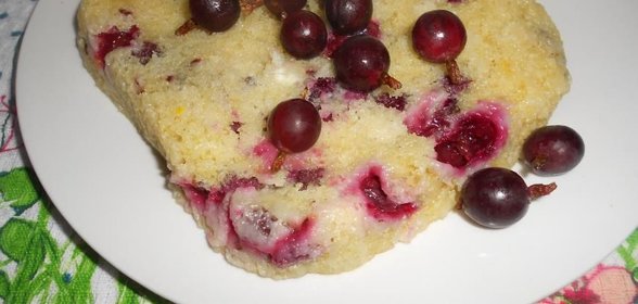 Шарлотка с крыжовником в СВЧ печи