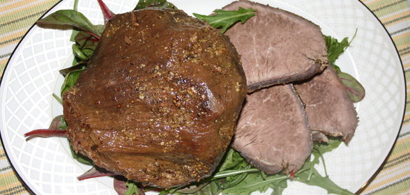 Запеченая говядина в горчично-вустерском маринаде