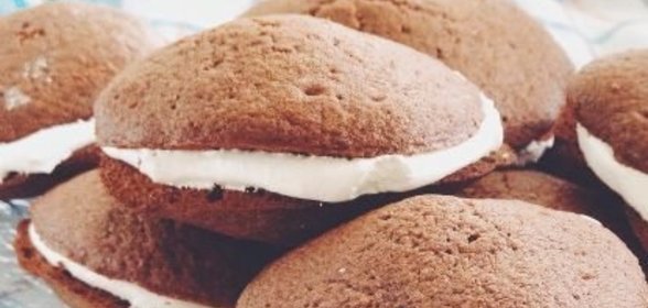 Пирожное «Вупи» с меренгой