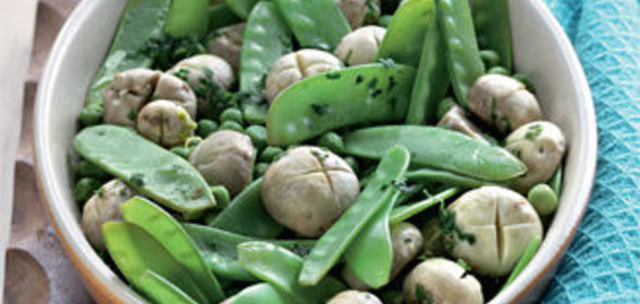 Зеленый горошек с грибами