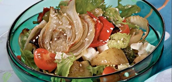 Бульон с яйцом