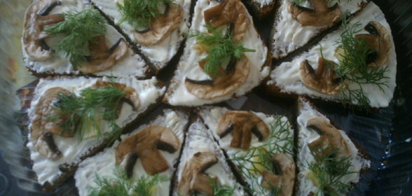 Тюльпаны из помидоров