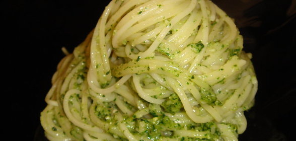 Паста спагетти песто