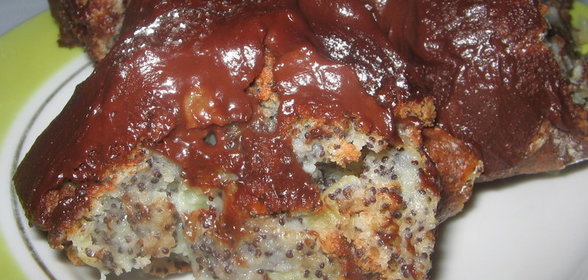 Кекс маковый с шоколадной помадкой