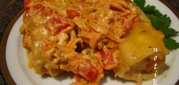 фаршированные каннеллони под сливочно-овощным соусом