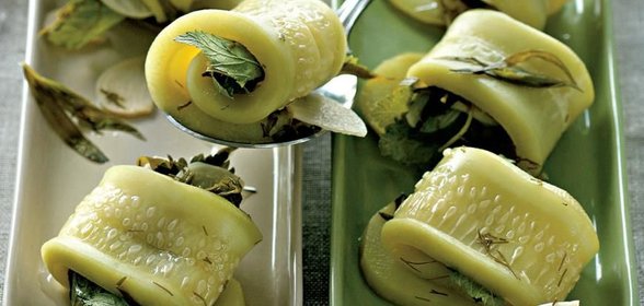 Рулетики из спелых огурцов