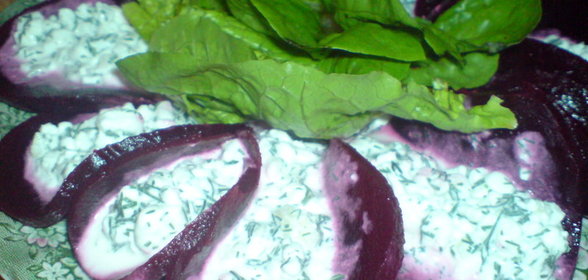 Закуска Свекольные кулёчки с творожной начинкой