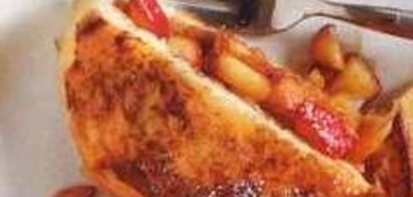 Французские гренки с яблочной начинкой