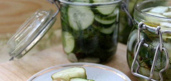 Закуска из консервированных бобов