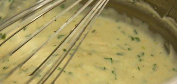 Белый чесночный соус