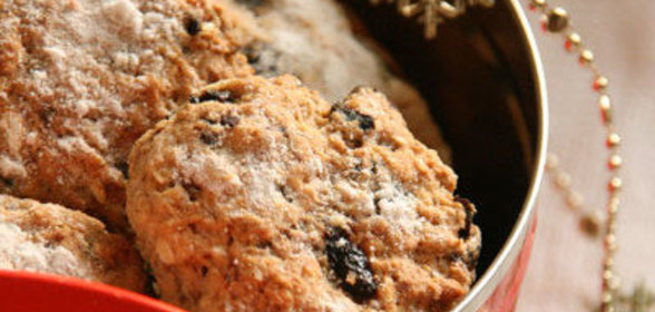 Новогоднее печенье с черносливом