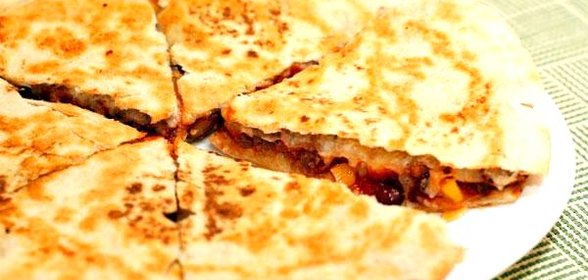 Кесадилья с мясом