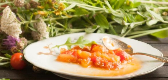 Чатни из помидор и яблок