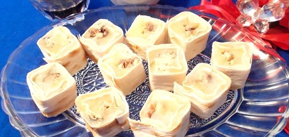 Рулетики из лаваша с картофелем и консервированной сайрой