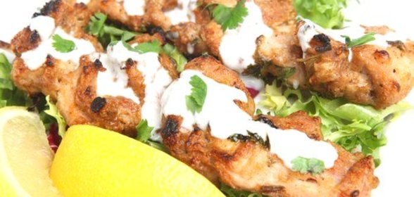 Бараньи шашлыки в марокканских специях с йогуртово-мятным соусом