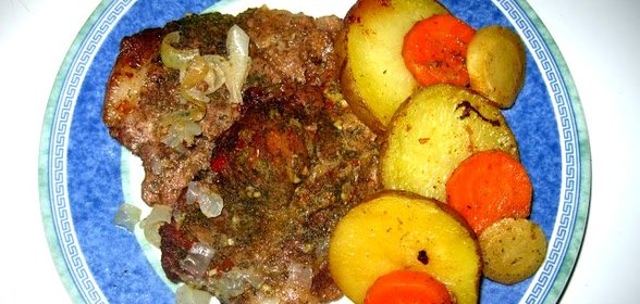 Говядина в рукаве с овощами