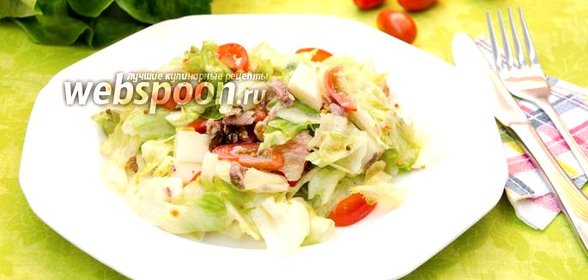 Салат с консервированным тунцом и сулугуни