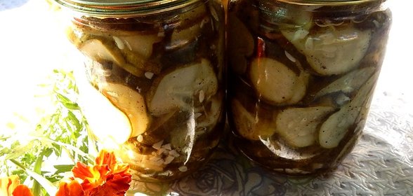 Салат из огурцов с чесноком на зиму