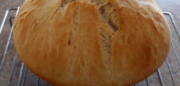 Хлеб в кастрюле