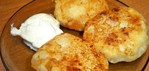 Сырники со сливочным маслом