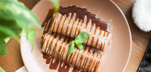 Шоколадные блины с бананом