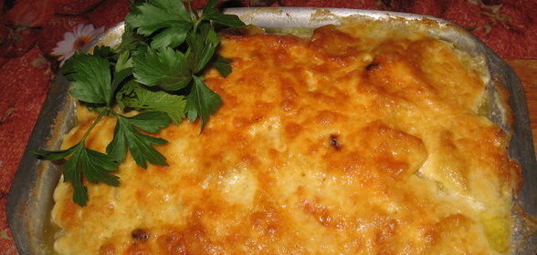 Картофельная запеканка с рыбой