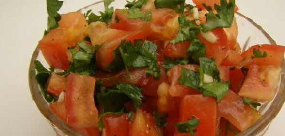 Свекла, маринованная с хреном, пряностями и маслом