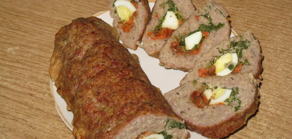 рулет с яйцом