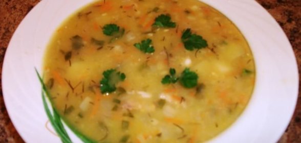 Гороховый суп на мясном бульоне по-фински