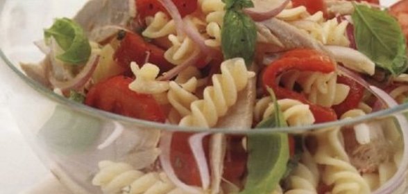 Бутерброды с яблочной массой и хреном