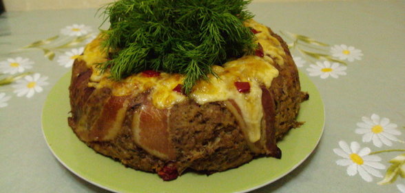 ПРАЗДНИЧНЫЙ ВЕНОК-мясной рулет