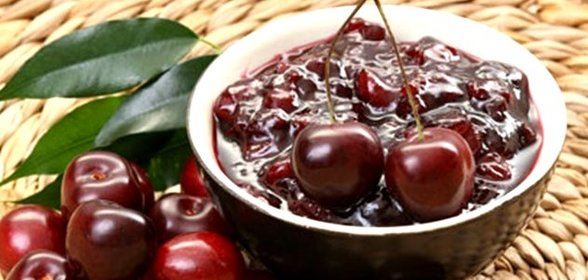 Варенье из черешни с арахисом