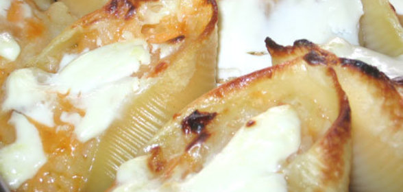 Ракушки фаршированные картофельно-сырной массой