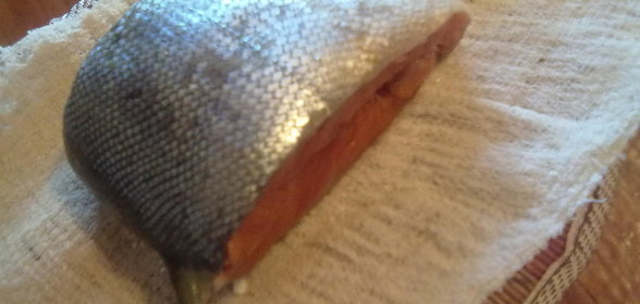 Красная рыба слабосоленая (на этот раз с фото)