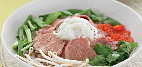 Фо бо, говяжий суп с лапшой