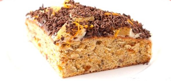 Морковный торт с курагой и апельсинами