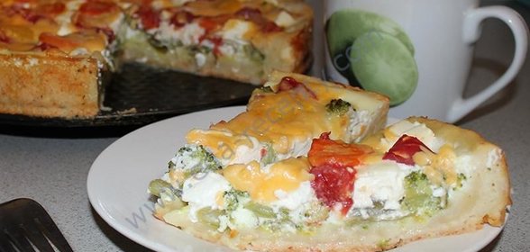 Киш с брокколи и сыром Фета