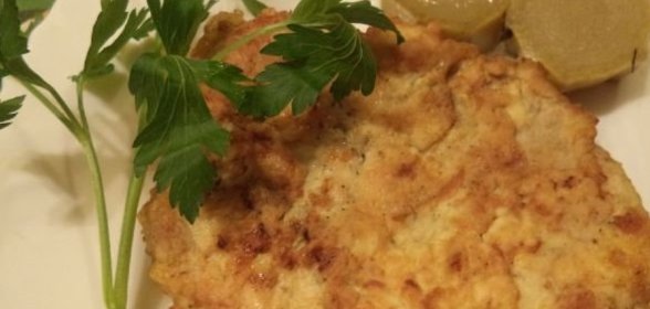 Свиные отбивные в сырном кляре