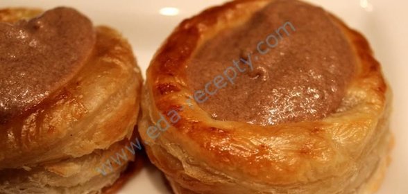 Волованы из слоеного теста с начинкой