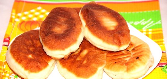 Жареные пирожки с капустой