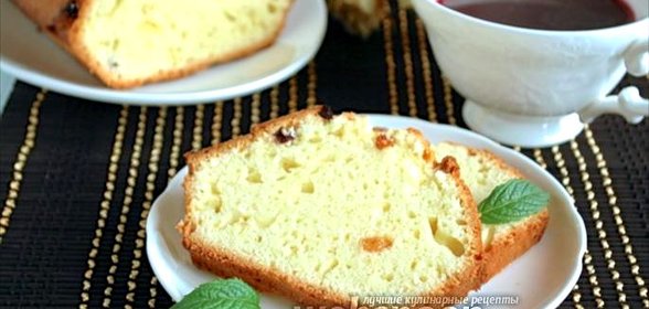 Кекс с вяленой вишней и изюмом