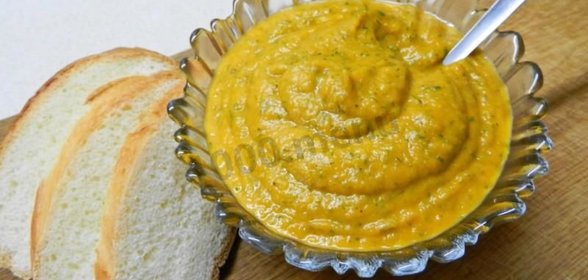 Диетическая кабачковая икра в рукаве